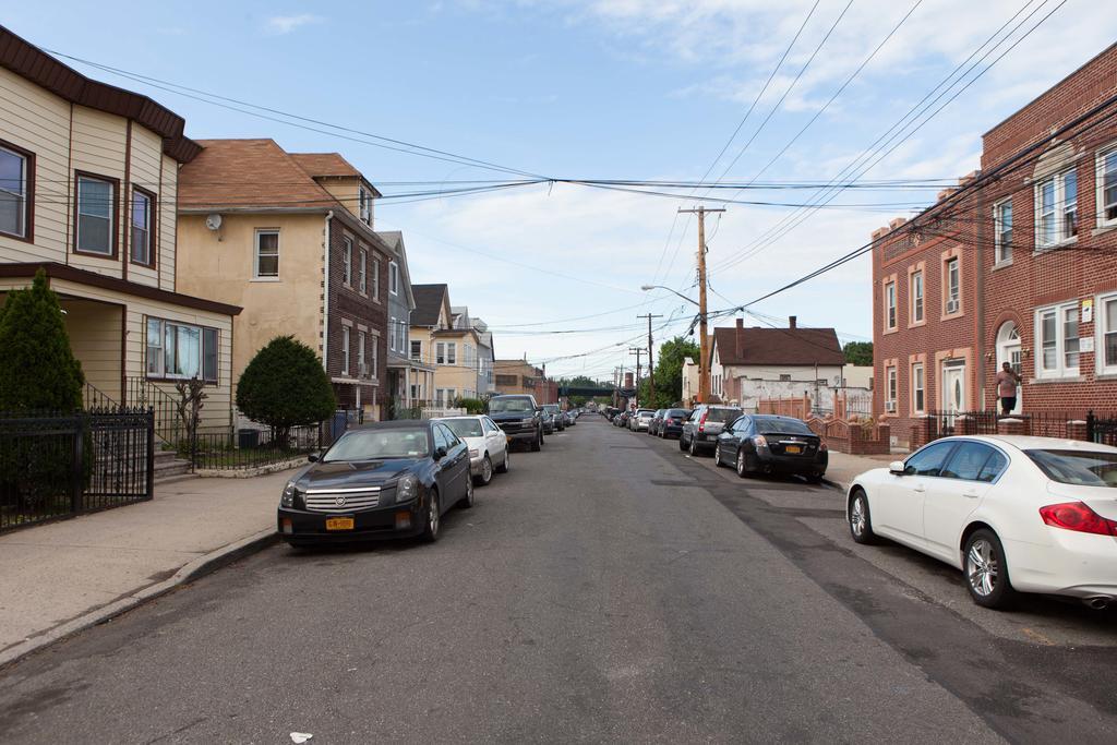 Studio, One And Two Bedroom Apartments - Bronx New York Bagian luar foto