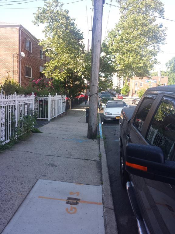 Studio, One And Two Bedroom Apartments - Bronx New York Bagian luar foto