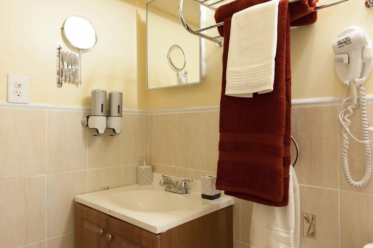 Studio, One And Two Bedroom Apartments - Bronx New York Bagian luar foto